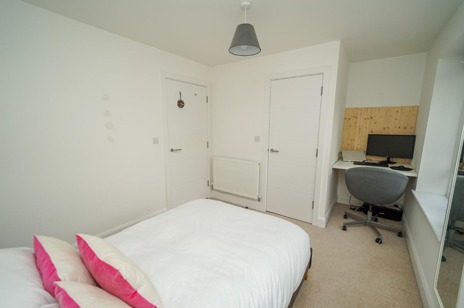 Liddell Way, Leighton Buzzard Quarters Estate Agents